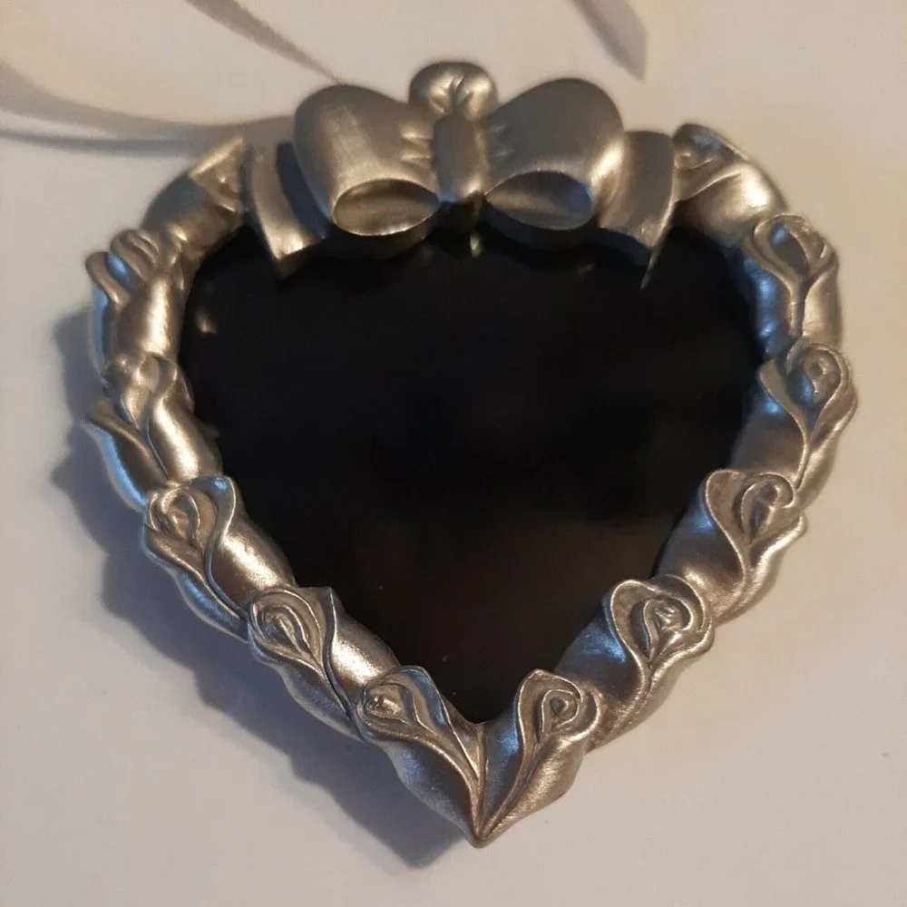 2 Longaberger Heart Basket Accessories Trim Frames Tie Ons 1998